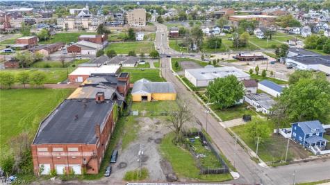 606 9th Street NE Canton OH 44704