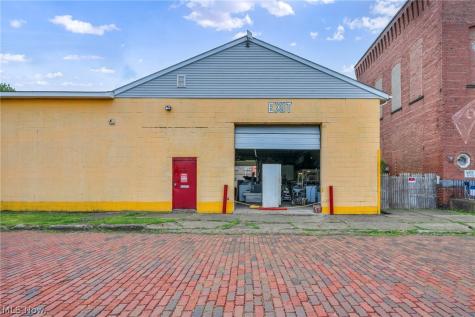 606 9th Street NE Canton OH 44704