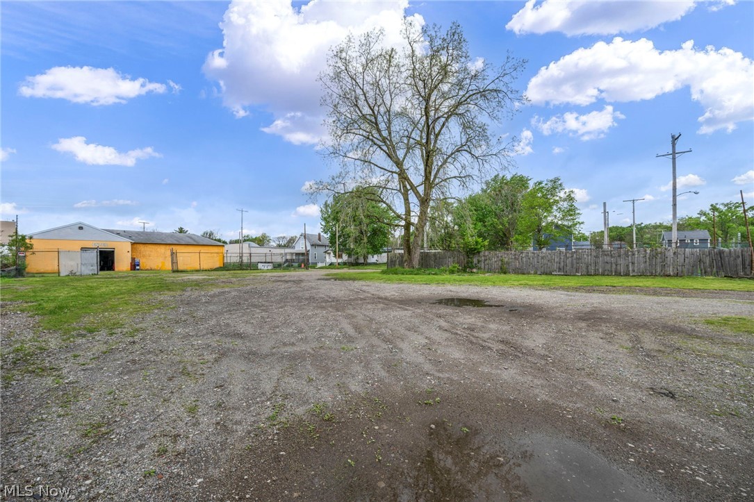 606 9th Street NE Canton OH 44704