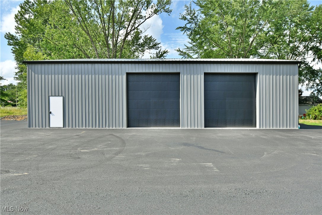 2683 Schenley Avenue NE Warren OH 44483