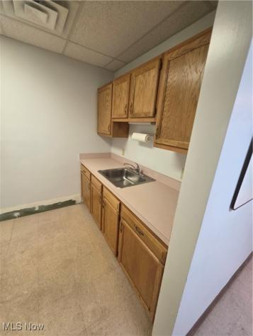 41981 N Ridge Road Elyria OH 44035