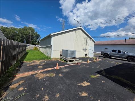 41981 N Ridge Road Elyria OH 44035