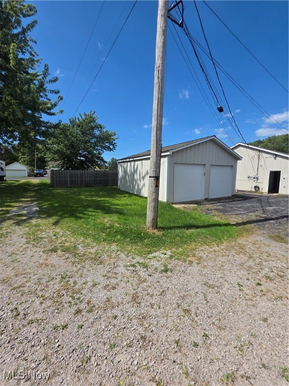 41981 N Ridge Road Elyria OH 44035