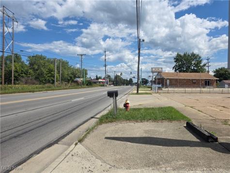 41981 N Ridge Road Elyria OH 44035