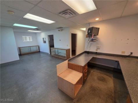 41981 N Ridge Road Elyria OH 44035