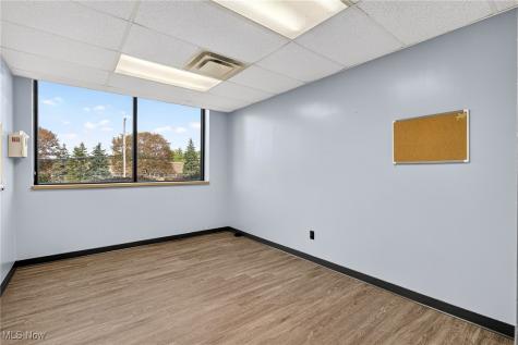 852 Highland Road E Macedonia OH 44056