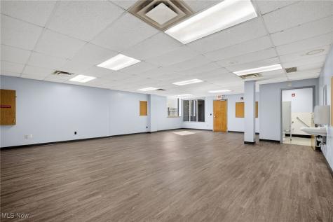 852 Highland Road E Macedonia OH 44056