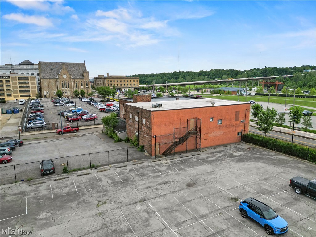 200-208 W Front Street Youngstown OH 44503