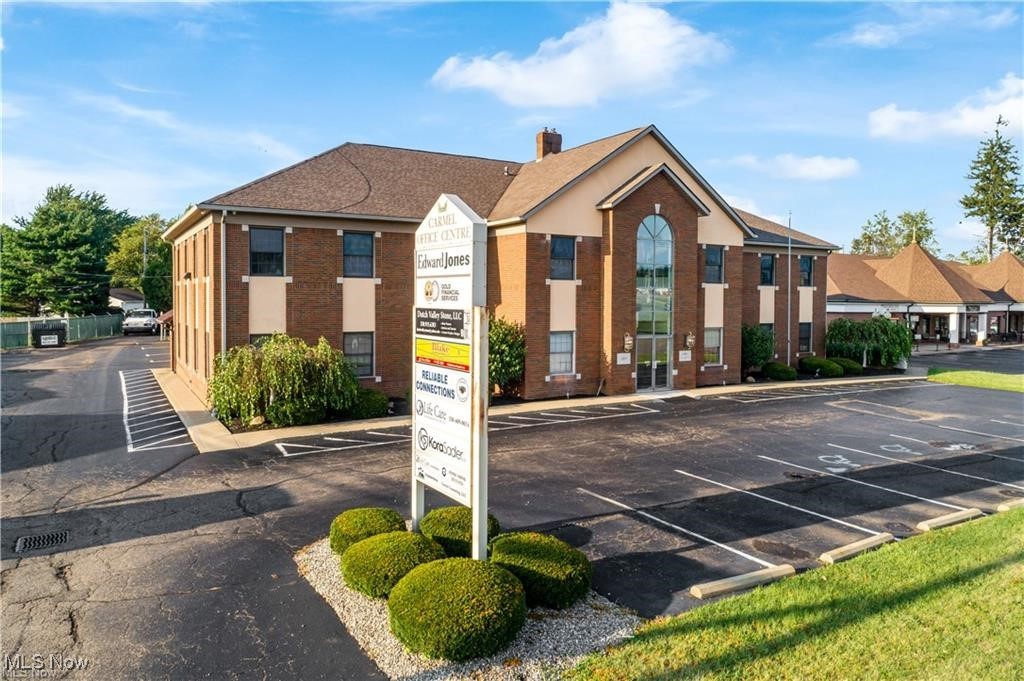 4501 Hills And Dales Road NW Canton OH 44708