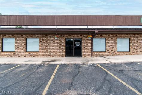 171 Folsom Street NW Warren OH 44483