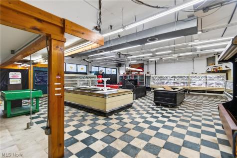 6101 Detroit Avenue Cleveland OH 44102