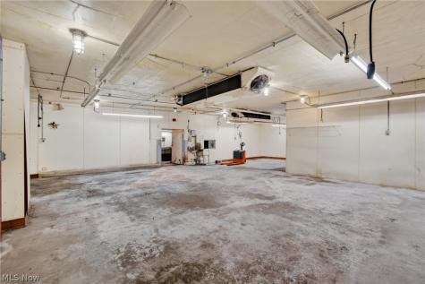 6101 Detroit Avenue Cleveland OH 44102