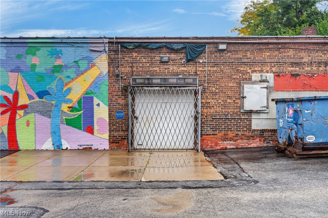 6101 Detroit Avenue Cleveland OH 44102