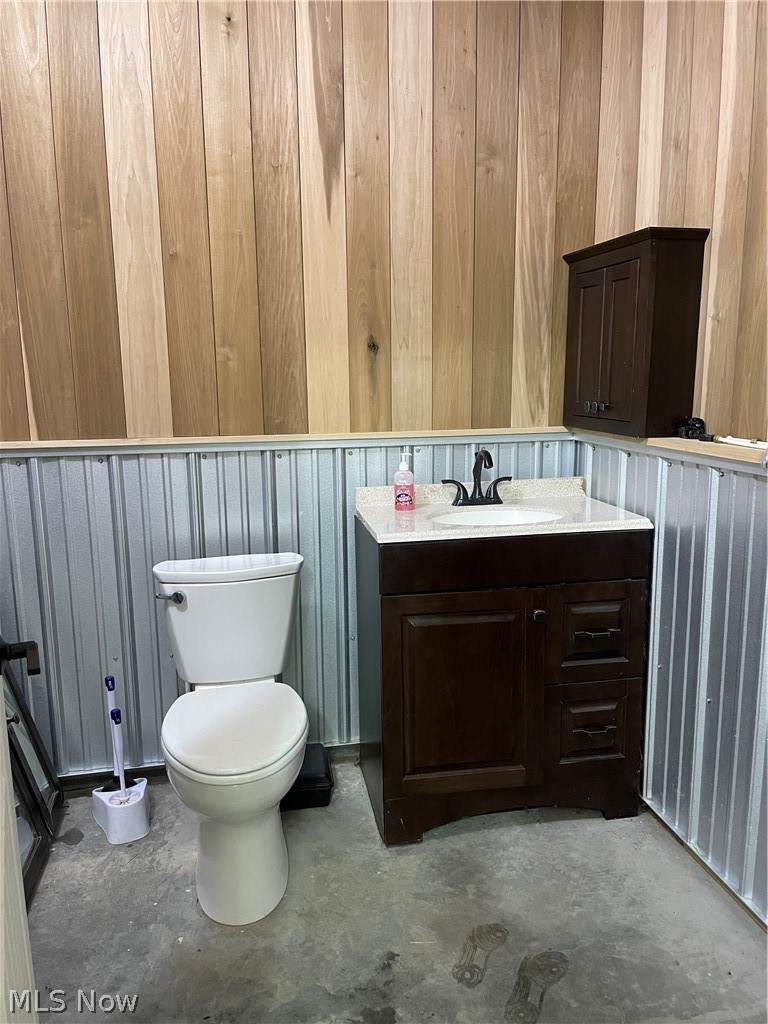 2861 State Route 93 Sugarcreek OH 43804