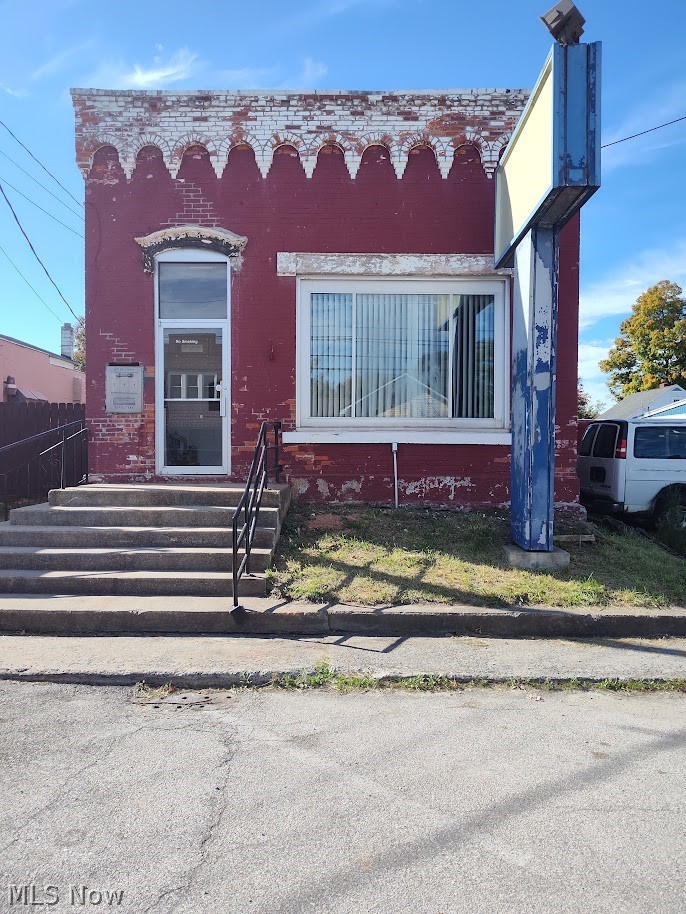 3273 N Main Street Rock Creek OH 44084