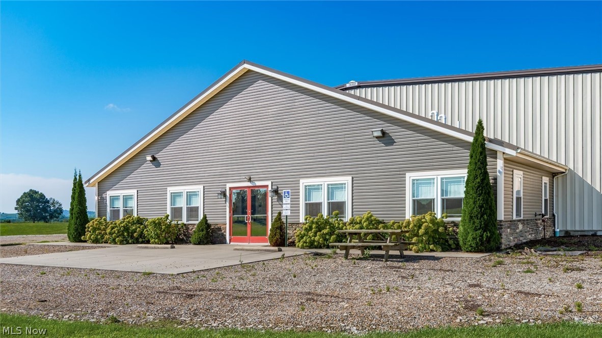 59715 West Road New Concord OH 43762
