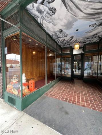 161 NW Second Street Barberton OH 44203