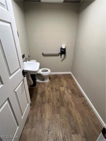 161 NW Second Street Barberton OH 44203