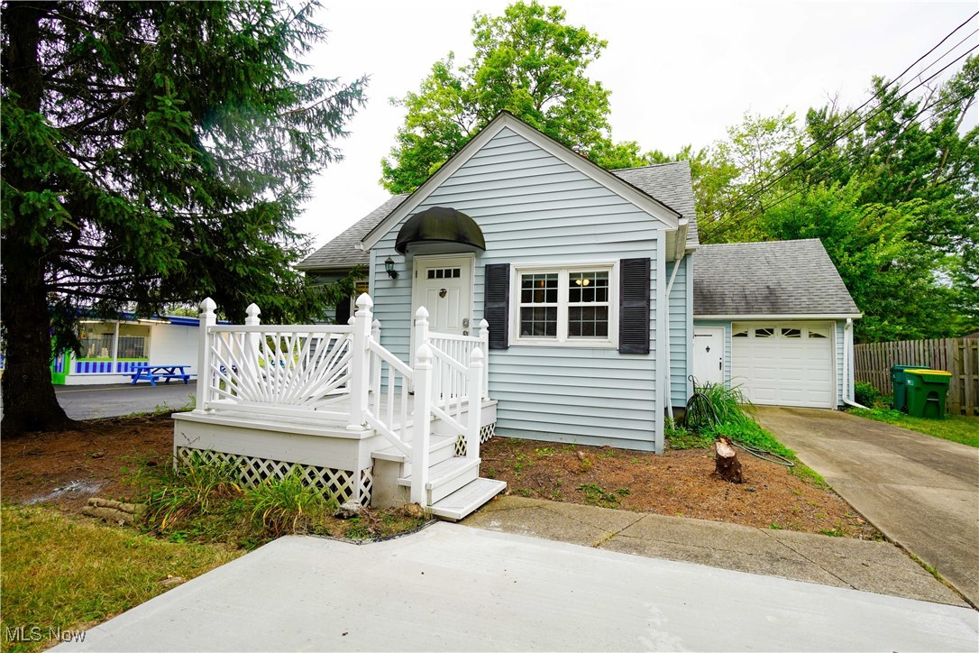 26046 Broadway Avenue Oakwood Village OH 44146