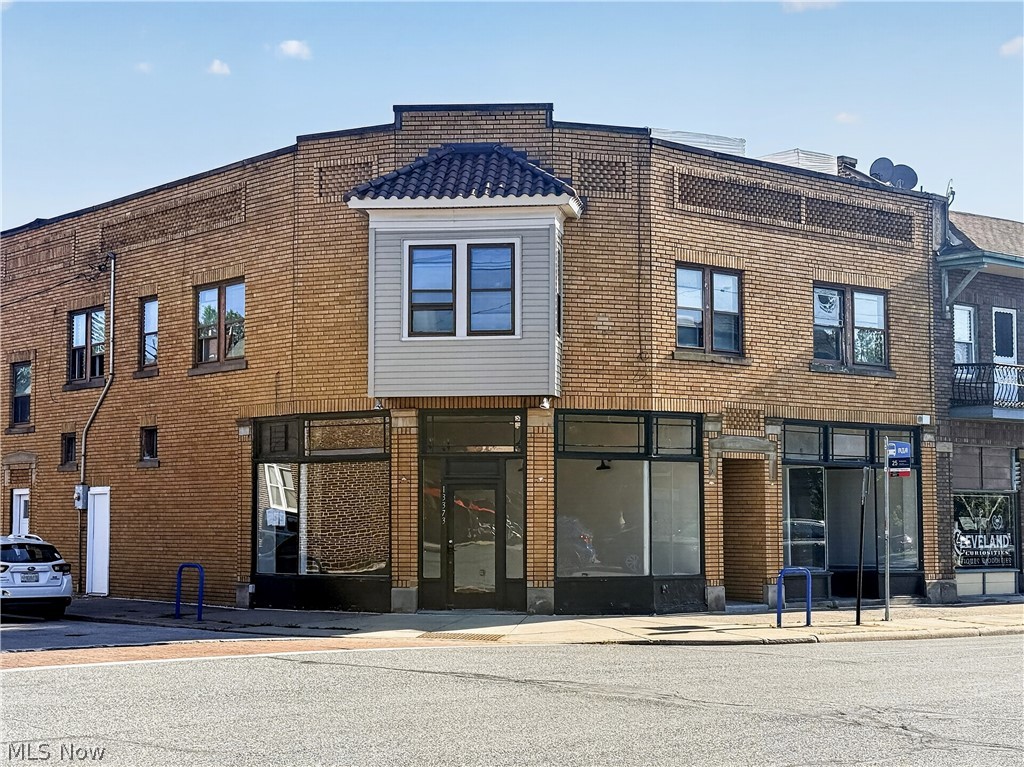 13375 Madison Avenue Lakewood OH 44107