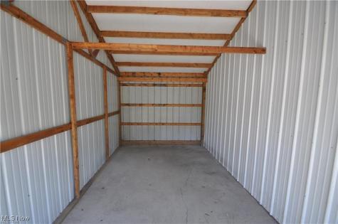 686 Buckeye Street Coshocton OH 43812