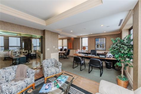 124 Middle Avenue Elyria OH 44035