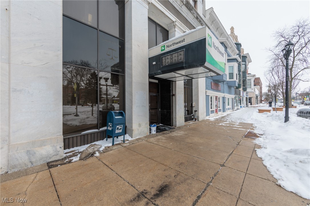 124 Middle Avenue Elyria OH 44035