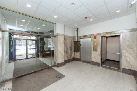 124 Middle Avenue Elyria OH 44035