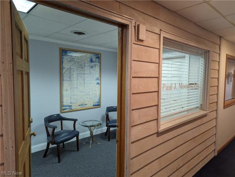 107 Water (front) Street Chardon OH 44024