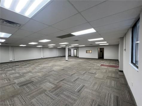 2940 Noble Road Cleveland Heights OH 44121