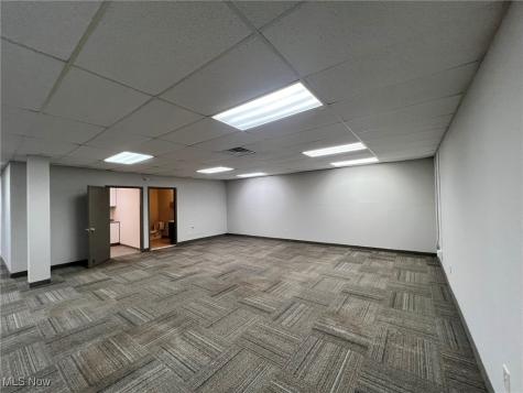 2940 Noble Road Cleveland Heights OH 44121