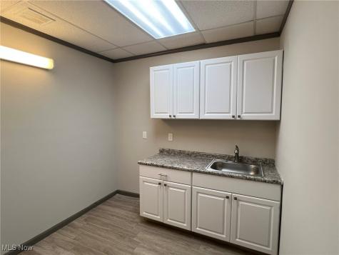 2940 Noble Road Cleveland Heights OH 44121