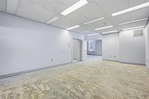 1610 Hubbard Thomas Road Hubbard OH 44425