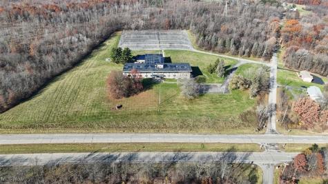 1610 Hubbard Thomas Road Hubbard OH 44425