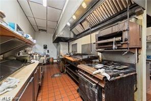 616 Leona Street Elyria OH 44035