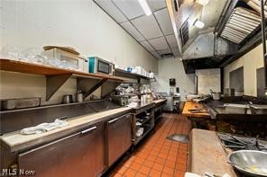 616 Leona Street Elyria OH 44035