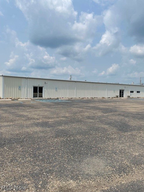 23024 Cr 621 Coshocton OH 43812