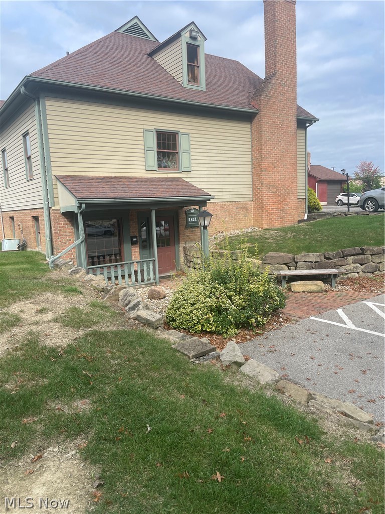5669 Mahoning Avenue Austintown OH 44515
