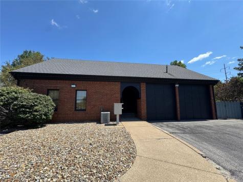 4051 Whipple Avenue NW Canton OH 44718