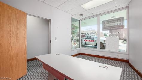 927 Wheeling Avenue Cambridge OH 43725