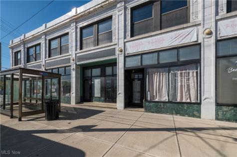 2082 W 65th Cleveland OH 44102