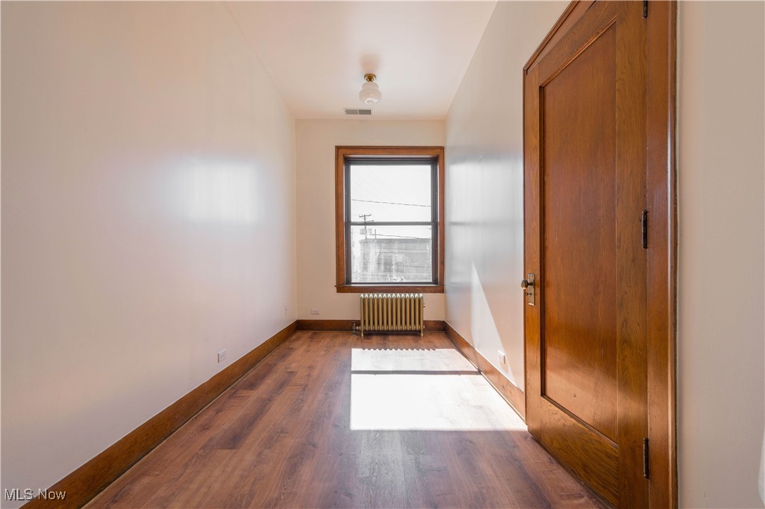 2082 W 65th Cleveland OH 44102