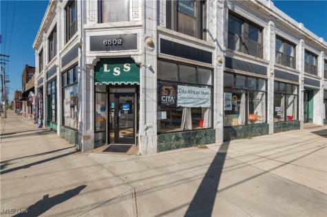 2082 W 65th Cleveland OH 44102
