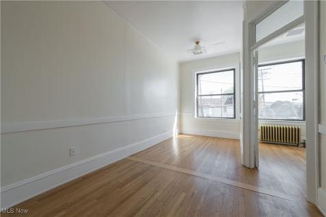 2082 W 65th Cleveland OH 44102