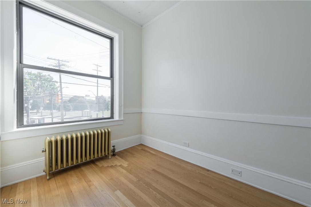 2082 W 65th Cleveland OH 44102