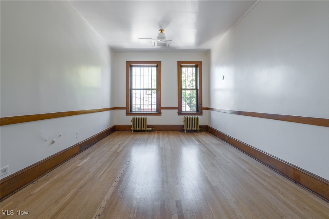 2082 W 65th Cleveland OH 44102