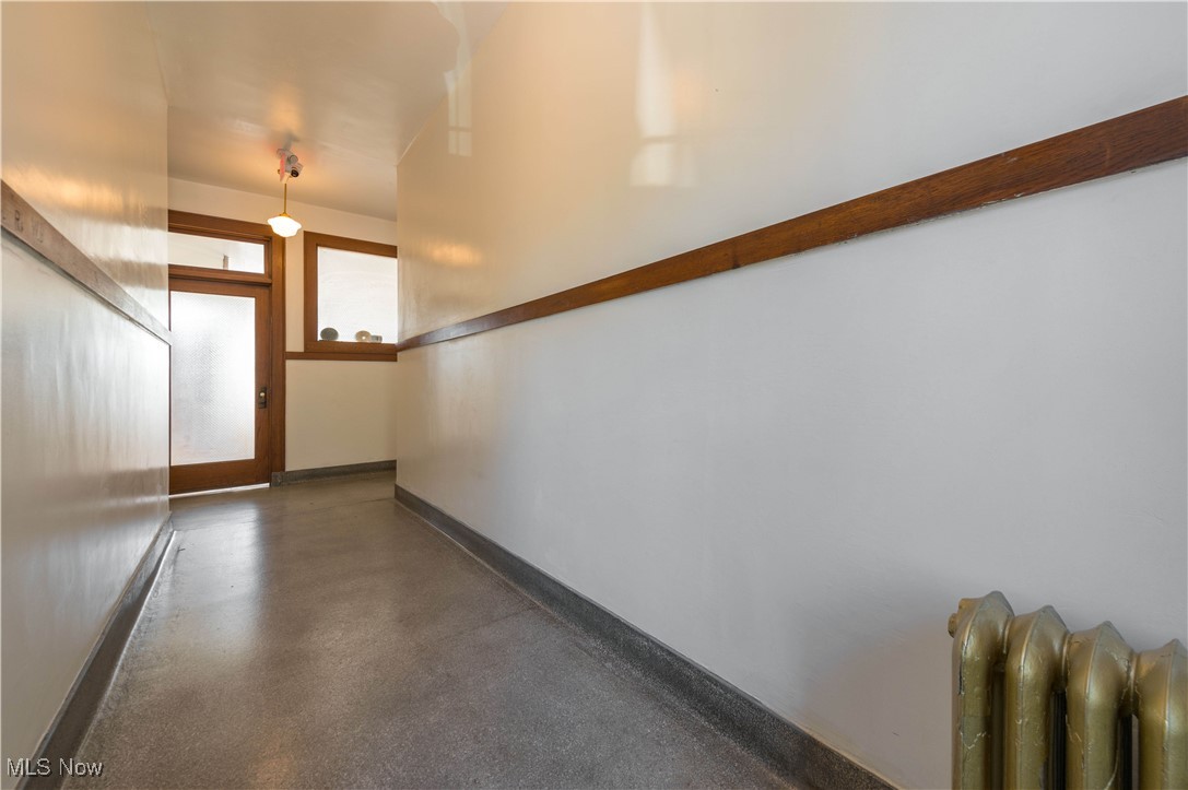 2082 W 65th Cleveland OH 44102