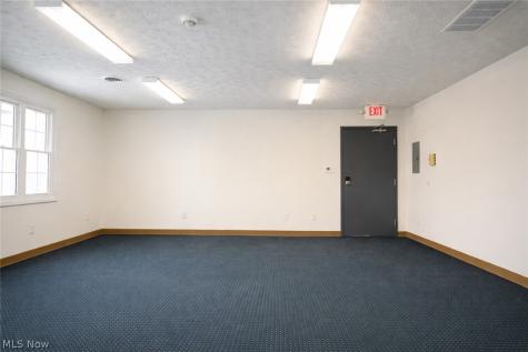 1300 Weathervane Lane Akron OH 44313
