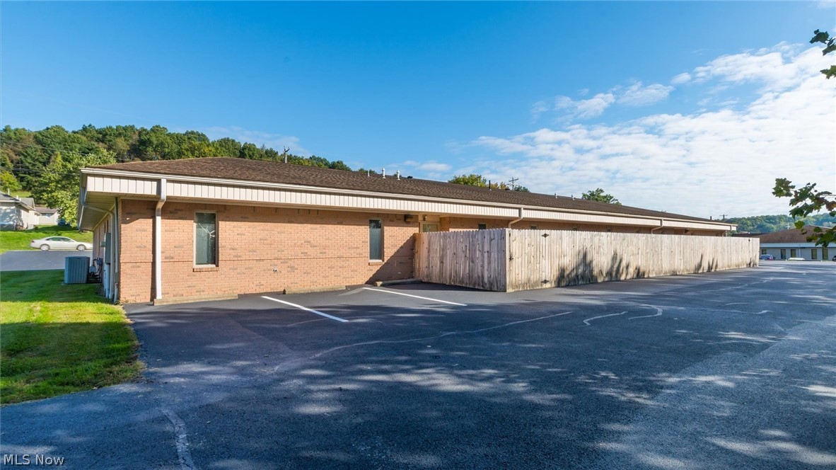 2050 E Wheeling Avenue Cambridge OH 43725