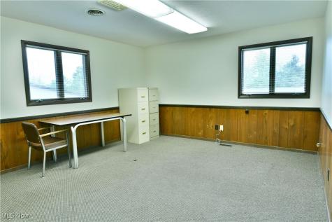 1688 Shannon Road Girard OH 44420